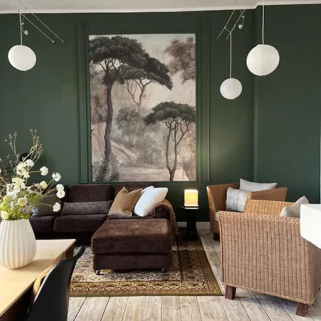 דירה Emerald Art Maison - 94 M2, 2 Bedrooms, 2 Bathrooms, Riverside Old Town *