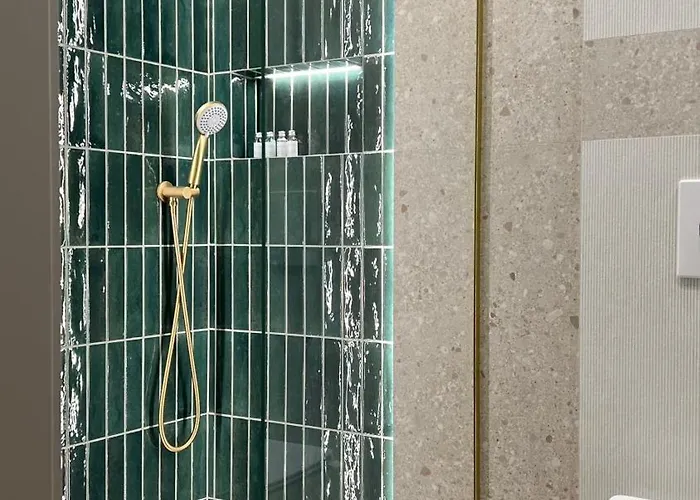 דירה Emerald Art Maison - 94 M2, 2 Bedrooms, 2 Bathrooms, Riverside Old Town