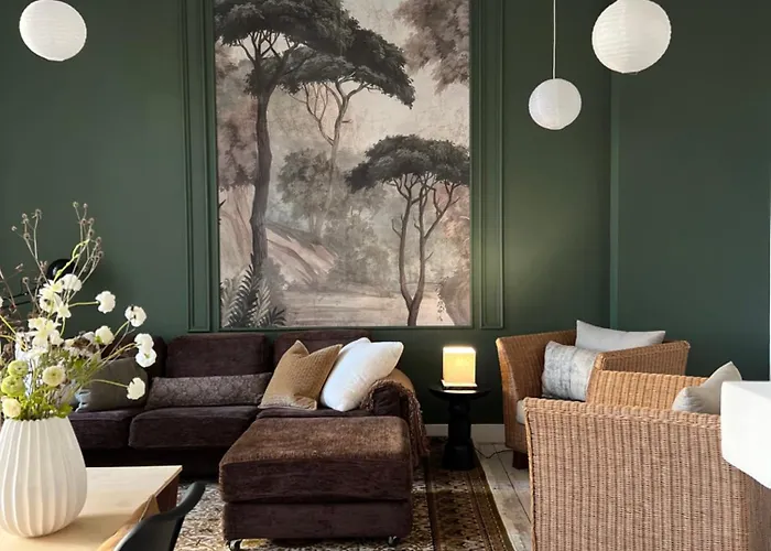 דירה Emerald Art Maison - 94 M2, 2 Bedrooms, 2 Bathrooms, Riverside Old Town *