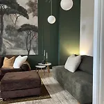 Apartment Emerald Art Maison - 94 M2, 2 Bedrooms, 2 Bathrooms, Riverside Old Town *
