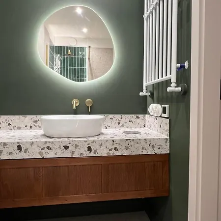 アパート Emerald Art Maison - Self Check-in Boutique *