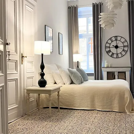 Emerald Art Maison - Self Check-in Boutique アパート