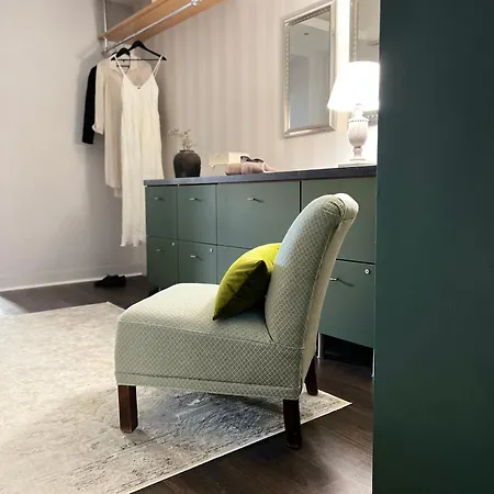 公寓 Emerald Art Maison In A Restored Historic Townhouse Riverside Old Town