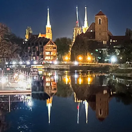 Emerald Art Maison - Self Check-in Boutique アパート ヴロツワフ