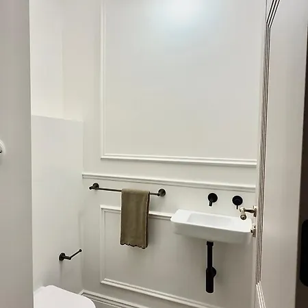 Emerald Art Maison - 94 M2, 2 Bedrooms, 2 Bathrooms, Riverside Old Town * Wrocław