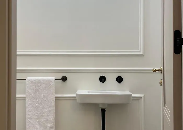 Apartment Emerald Art Maison - 94 M2, 2 Bedrooms, 2 Bathrooms, 700 M To Market Square Wroclaw